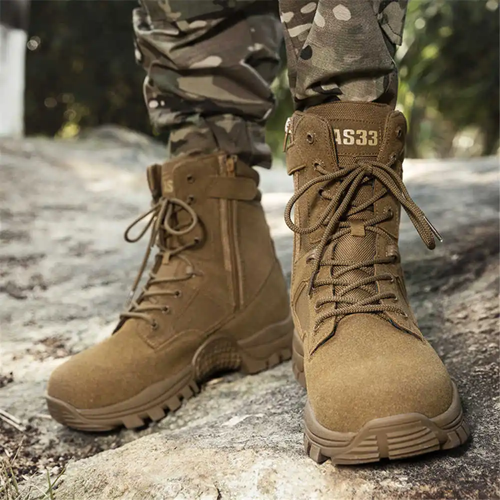 Sepatu boot kulit asli antisel - Useful Tech Accessories Gifts For Husband ulasan dan harga